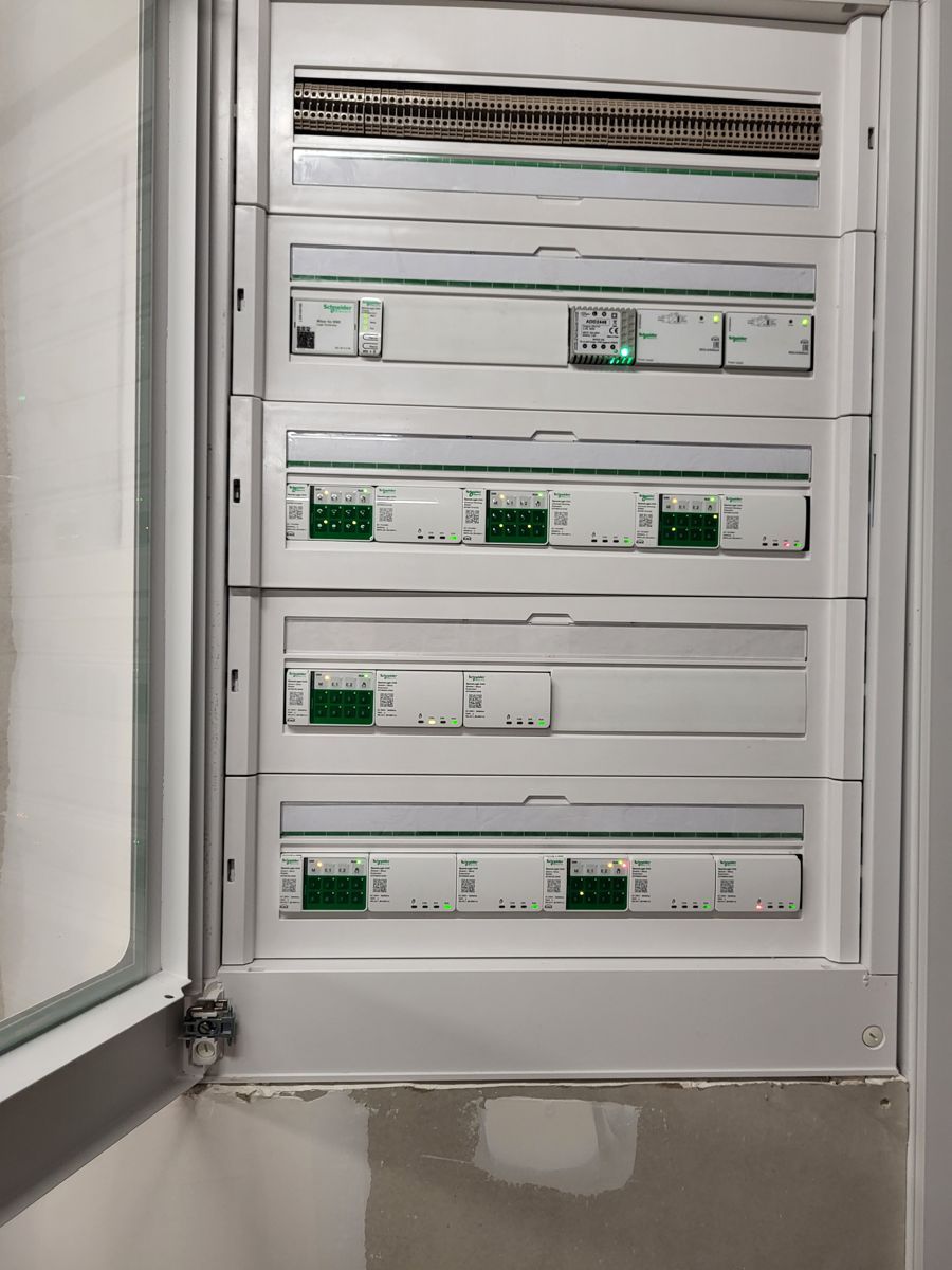 Coffret domotique KNX Schneider — M2KS